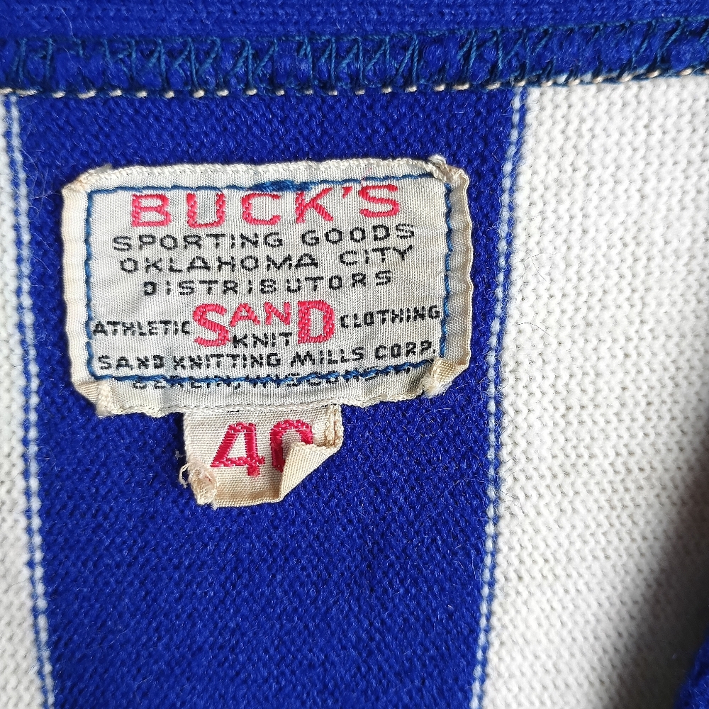VTG Bucks Sand Knit UWM Varsity Sweater Adult 40 Collegiate Cardigan WI USA. - Picture 6 of 15